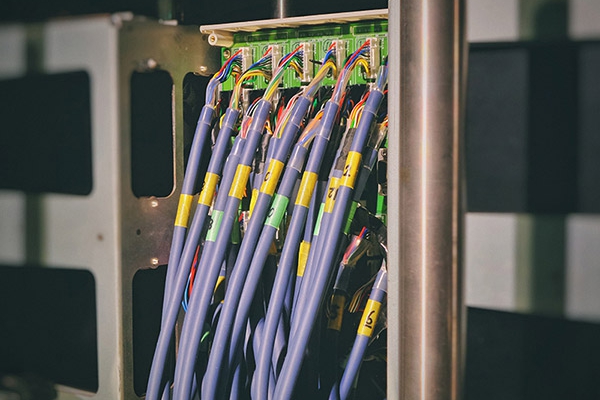 機房動力環(huán)境監(jiān)控系統(tǒng)為機房安全保駕護航！