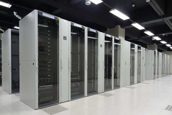 機房環(huán)境監(jiān)控系統(tǒng)簡單的硬件系統(tǒng)原理！(圖1)